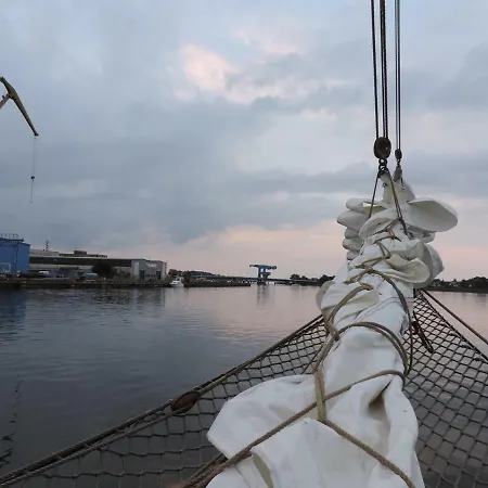 Achteridyll Casa de hóspedes 4*